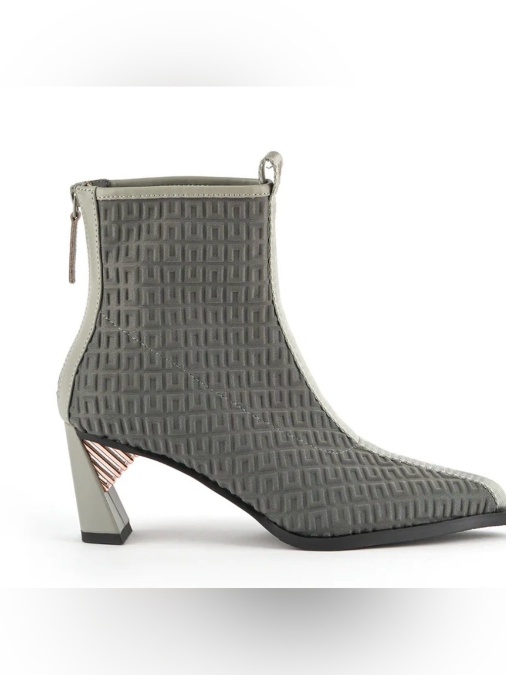 ❤️Nude United NWOT Sonar Mid Bootie. Size 41/US 10.